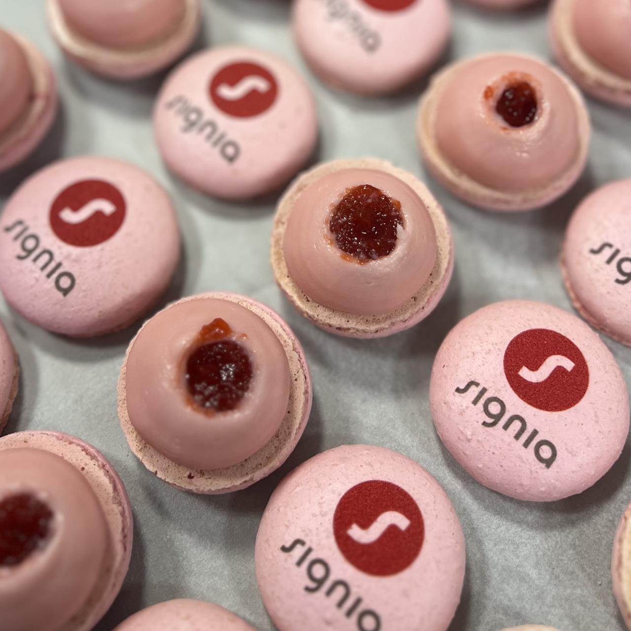 Macarons 50 stk. med print til bryllup, barnedåb, konfirmation mm. -Bryllups stil