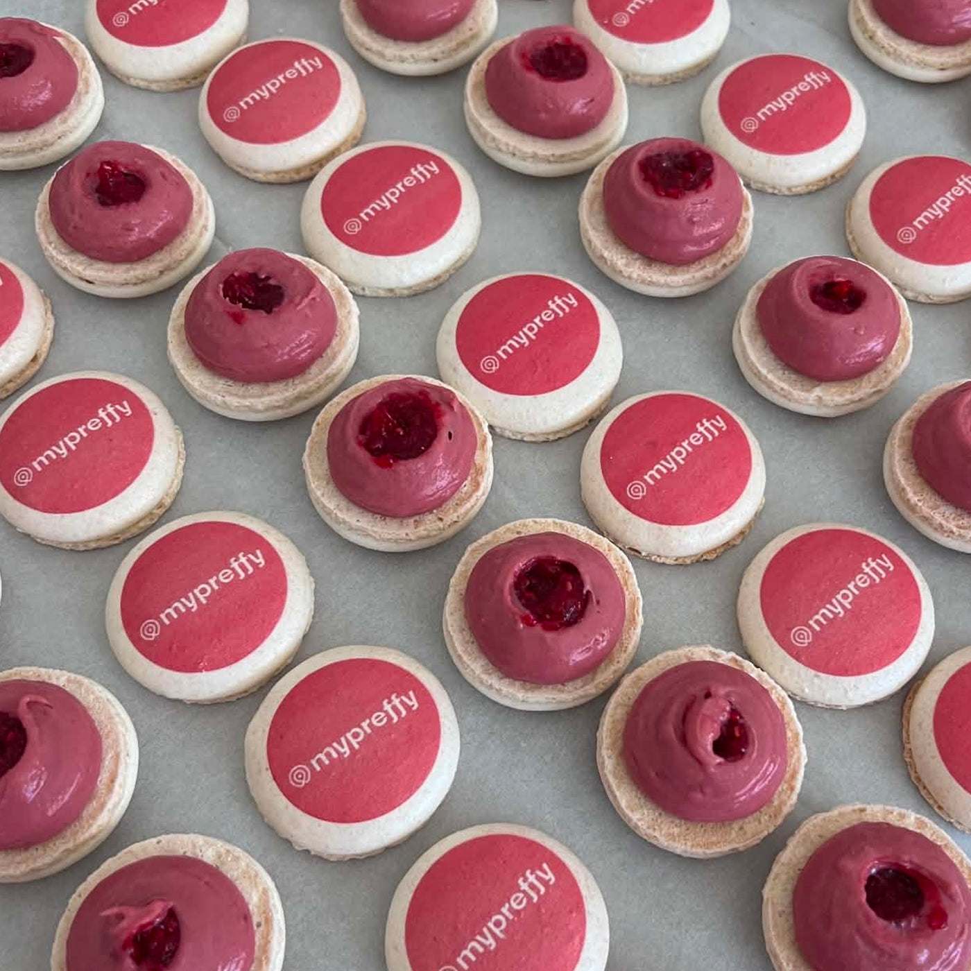 Macarons Lux med logo print på til dit event 50 stk.